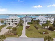42 Sailview Drive, North Topsail Beach, NC 28460 — 4-bedroom waterfront home in Cape Island, North Topsail Beach, NC, photo 7 of 73: 7-web-or-mls-DJI_20260330112420_0320_D