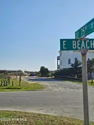 121 NE 75th Street, Oak Island, NC 28465 — 3-bedroom home in Tranquil Harbor, Oak Island, NC, photo 3 of 25