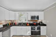 111 Dron Place, Wilmington, NC 28409 — 4-bedroom home in The Thickett, Wilmington, NC, photo 12 of 37: 111DronPlace-23