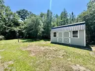 136 Floyd Pond Lane, Richlands, NC 28574 — 2-bedroom home, Richlands, NC, photo 3 of 32