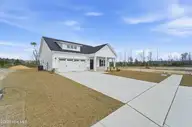 128 Sanctuary Street, Jacksonville, NC 28546 — 4-bedroom home in The Vineyards, Jacksonville, NC, photo 2 of 31: DSC02718