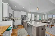 305 Kure Village Way, Kure Beach, NC 28449 — 4-bedroom townhome in Seaview, Kure Beach, NC, photo 21 of 52: IMG_6999