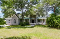 184 Olde Point Road, Hampstead, NC 28443 — 4-bedroom waterfront home in Olde Point, Hampstead, NC, photo 5 of 66