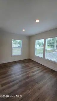 106 Dundee Trail, Holly Ridge, NC 28445 — 3-bedroom manufactured home, Holly Ridge, NC, photo 15 of 28