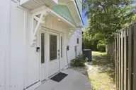 307 Greenville Avenue Unit 2, Carolina Beach, NC 28428 — 5-bedroom condo, Carolina Beach, NC, photo 7 of 66