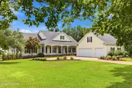 99 Sound View Drive N, Hampstead, NC 28443 — 4-bedroom waterfront home in Belvedere Plantation, Hampstead, NC, photo 4 of 73