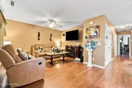311 Fleming Street, Washington, NC 27889 — 3-bedroom home, Washington, NC, photo 9 of 41: 18-web-or-mls-IMG_0005