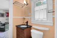 606 Ivey Circle, Wilmington, NC 28401 — 1-bedroom home in Woodlawn, Wilmington, NC, photo 12 of 26: Bathroom