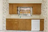 615 W Main Street, Mount Olive, NC 28365 — 6-bedroom home, Mount Olive, NC, photo 16 of 39: 21-615 W Main St-21