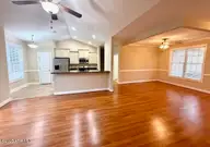 107 Neptune Court, Havelock, NC 28532 — 3-bedroom home in Homeport, Havelock, NC, photo 10 of 21: IMG_8436