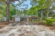 4785 Oakview Drive SE, Southport, NC 28461 — 3-bedroom home in Dutchman Acres, Southport, NC, photo 2 of 25: 002_img_2773_422