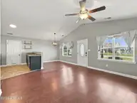 164 Rosemary Avenue, Hubert, NC 28539 — 3-bedroom home in Sagewood, Hubert, NC, photo 17 of 52