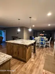 910 Mccaskill Drive, Kinston, NC 28501 — 4-bedroom manufactured home, Kinston, NC, photo 8 of 27: IMG_6193