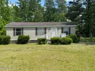 111 Dogwood Circle, Leland, NC 28451 — 3-bedroom manufactured home in Sandy Creek Acres, Leland, NC, photo 1 of 12: Main House