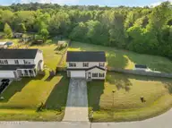 202 Bonanza Drive, Richlands, NC 28574 — 4-bedroom home in Cow Horn Village, Richlands, NC, photo 21 of 50: 25-web-or-mls-25