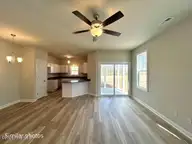 103 Chestnut Hill Drive, Jacksonville, NC 28546 — 3-bedroom townhome in Hunters Creek, Jacksonville, NC, photo 13 of 50