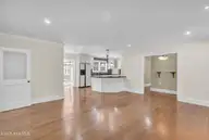 2821 Park Avenue, Wilmington, NC 28403 — 4-bedroom home in Glen Arden, Wilmington, NC, photo 6 of 37: Living
