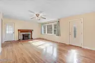 407 S Jefferson Avenue, Goldsboro, NC 27530 — 3-bedroom home in Woodford, Goldsboro, NC, photo 3 of 35: 10-407 S Jefferson Ave-10