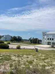 869 Heron Landing Wynd, Holden Beach, NC 28462 — 4-bedroom home in Heron Landing, Holden Beach, NC, photo 8 of 23