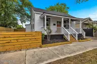 1109 Dock Street, Wilmington, NC 28401 — 3-bedroom home, Wilmington, NC, photo 3 of 24