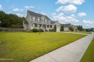 206 Westmont Road, Jacksonville, NC 28540 — 4-bedroom home in Williamsburg Plantation, Jacksonville, NC, photo 3 of 75