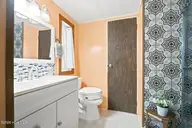 303 Queens Road, Hubert, NC 28539 — 3-bedroom manufactured home in Quail Haven, Hubert, NC, photo 16 of 28