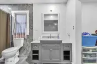 906 Gattis Road, Jacksonville, NC 28546 — 3-bedroom home in Branchwood, Jacksonville, NC, photo 21 of 27: Primary Bathroom