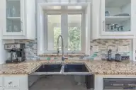 301 Sandy Point Drive, Beaufort, NC 28516 — 3-bedroom home in Sandy Point, Beaufort, NC, photo 18 of 63