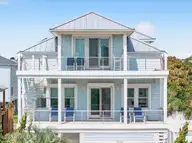 7004 E Beach Drive, Oak Island, NC 28465 — 4-bedroom waterfront home in Paradise Shores, Oak Island, NC, photo 9 of 71: 004-www