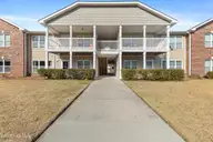 4429 Jay Bird Circle Unit 105, Wilmington, NC 28412 — 2-bedroom condo in The Gardens, Wilmington, NC, photo 2 of 31