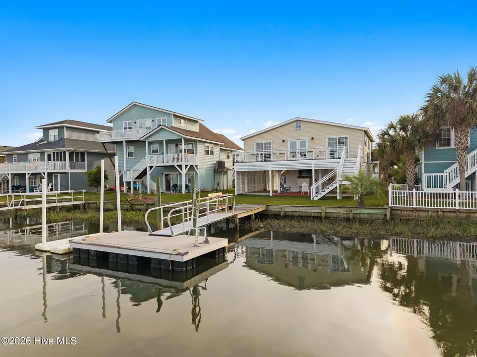 54 Fairmont Street, Ocean Isle Beach, NC 28469 — 4-bedroom waterfront home, Ocean Isle Beach, NC, photo 1 of 47: 32-web-or-mls-CAMMediaLLC.com (26 of 44)