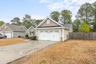 408 Ridgeway Drive, Sneads Ferry, NC 28460 — 3-bedroom home in The Landing at Everetts Creek, Sneads Ferry, NC, photo 3 of 29: beyc69a06b5319527