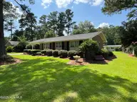 136 Brown Maultsby Road, Whiteville, NC 28472 — 3-bedroom home in Country Club Estates, Whiteville, NC, photo 4 of 25: IMG_9129