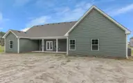 1301 Lynchs Corner Road, Elizabeth City, NC 27909 — 3-bedroom home, Elizabeth City, NC, photo 2 of 20: 01-4-33-web-or-mls-7X2A7602