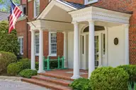 200 Hollycrest Drive, Pinehurst, NC 28374 — 4-bedroom home in Hollycrest, Pinehurst, NC, photo 14 of 80: 200 Hollycrest Drive-14