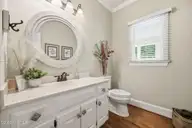 503 Dobbs Court, Greenville, NC 27834 — 4-bedroom home in South Hall, Greenville, NC, photo 14 of 70: 33-web-or-mls-img_0032