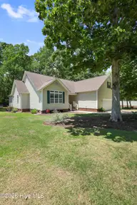 215 Oakmont Drive, Hampstead, NC 28443 — 3-bedroom home in Cross Creek, Hampstead, NC, photo 5 of 60
