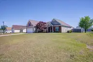 110 Blackheath Drive, New Bern, NC 28560 — 3-bedroom home in Carolina Pines, New Bern, NC, photo 4 of 45: 04-110_Blackheath-35