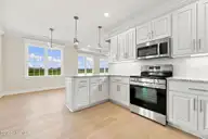 344 Stephanye Lane, Greenville, NC 27834 — 4-bedroom home in Southerland Estates, Greenville, NC, photo 13 of 55: 27-web-or-mls-IMG_0027