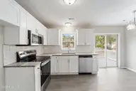 2228 E Boiling Spring Road, Southport, NC 28461 — 3-bedroom home, Southport, NC, photo 13 of 31: DSC06873