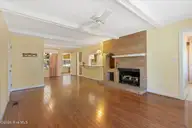 615 W Main Street, Mount Olive, NC 28365 — 6-bedroom home, Mount Olive, NC, photo 5 of 39: 10-615 W Main St-10