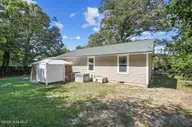 111 Lakehurst Drive, Dudley, NC 28333 — 3-bedroom waterfront home in Robin Lake, Dudley, NC, photo 8 of 49: 111 Lakehurst Dr-8 2