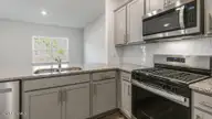 1004 Bayard Wootten Way, New Bern, NC 28562 — 3-bedroom townhome in Clock Road Townhomes, New Bern, NC, photo 21 of 31: 129-leo-st-angier-lot-56-pearson-027