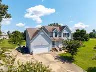 105 Excalibur Court, Elizabeth City, NC 27909 — 3-bedroom home in Queenswood, Elizabeth City, NC, photo 8 of 52: ext-6