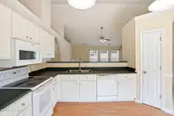 5304 Sun Coast Drive, Wilmington, NC 28411 — 3-bedroom home in Sun Coast, Wilmington, NC, photo 10 of 35