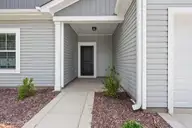102 Rubyfield Court, Fremont, NC 27830 — 4-bedroom home in Hunters Trace, Fremont, NC, photo 5 of 29: 4-web-or-mls-DSC09759