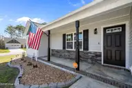 284 Breakwater Drive, Sneads Ferry, NC 28460 — 3-bedroom home in Bridgeport, Sneads Ferry, NC, photo 5 of 41: 11-web-or-mls-DSC03625