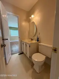 304 E Woodall Street, Smithfield, NC 27577 — 1-bedroom home, Smithfield, NC, photo 24 of 31: IMG_0733
