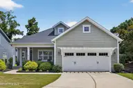 2236 Lakeside Circle, Wilmington, NC 28401 — 3-bedroom home in Hanover Lakes, Wilmington, NC, photo 4 of 61