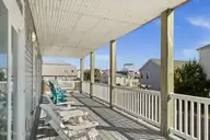 1318 N New River Drive, Surf City, NC 28445 — 5-bedroom home in Del Mar Beach, Surf City, NC, photo 17 of 30: 2nd Floor Deck